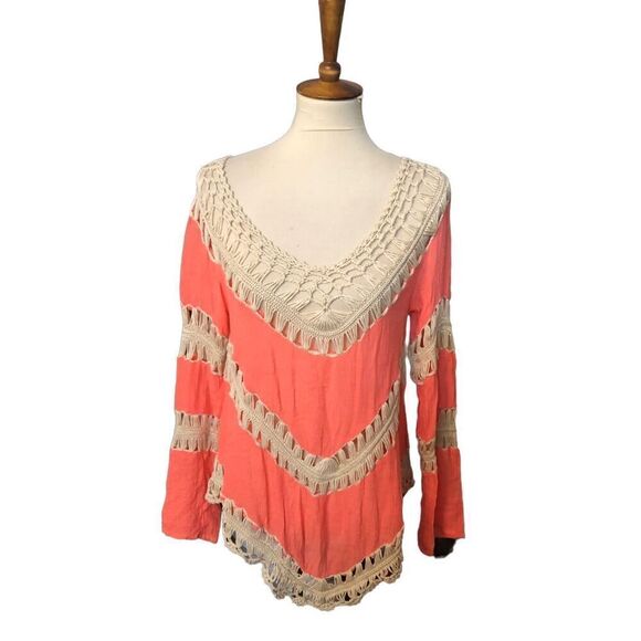 Umgee Boho Stretch Knit Tunic with Lacy Crochet Trim Mango size S - Picture 2 of 15